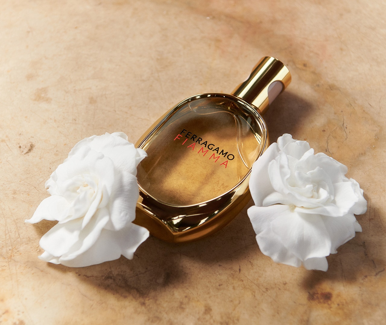 フェラガモ フィアンマ オーデパルファム100ml フェラガモから「フェラガモ フィアンマ オーデパルファム」を新