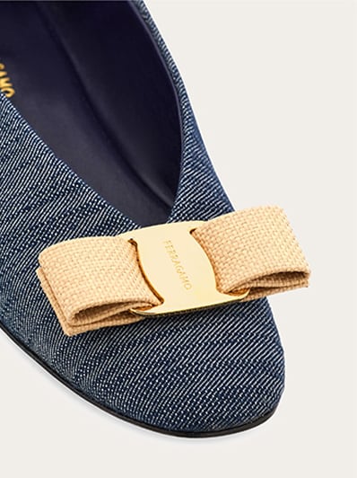 Ferragamo ネイビー花柄フラットシューズ 楽天市場】花柄（ブランドフェラガモ）（靴）の通販