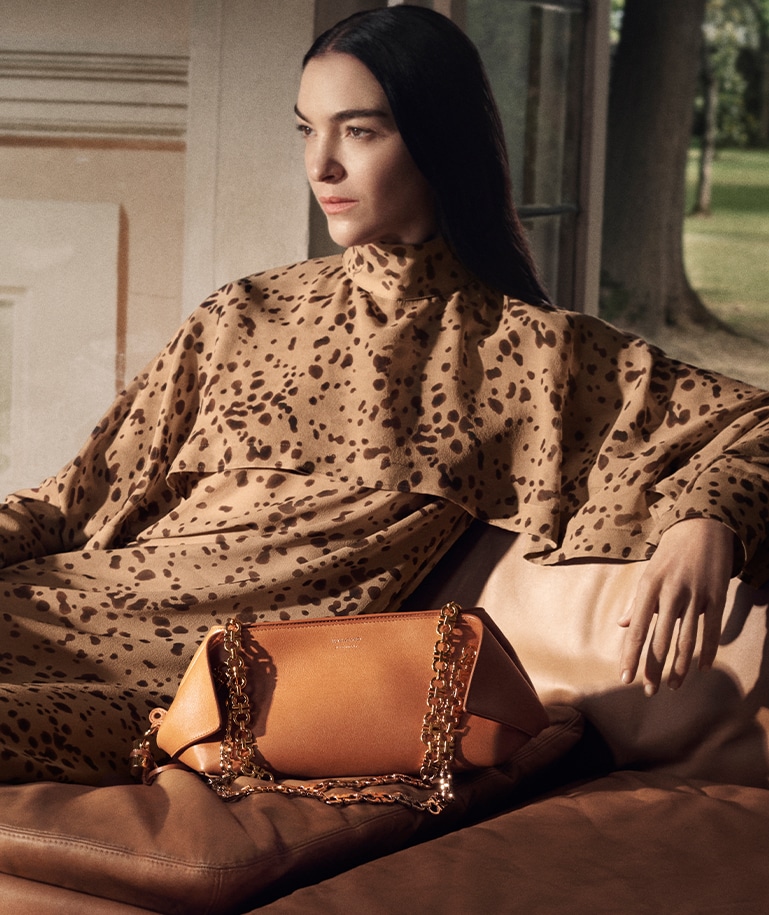 フェラガモ | 公式オンラインストア