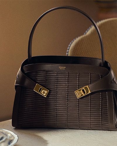 ウィメンズバッグ｜フェラガモ
