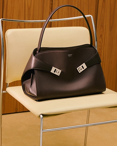 Ferragamo Hug Bag | Ferragamo US
