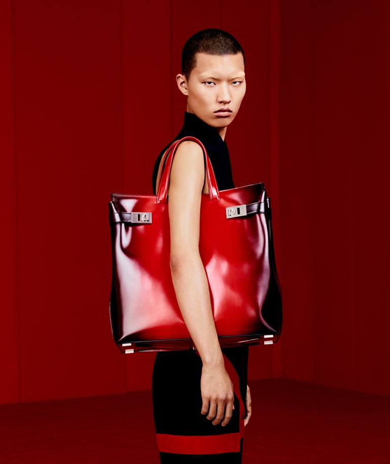 SS23 Campaign | Ferragamo EU