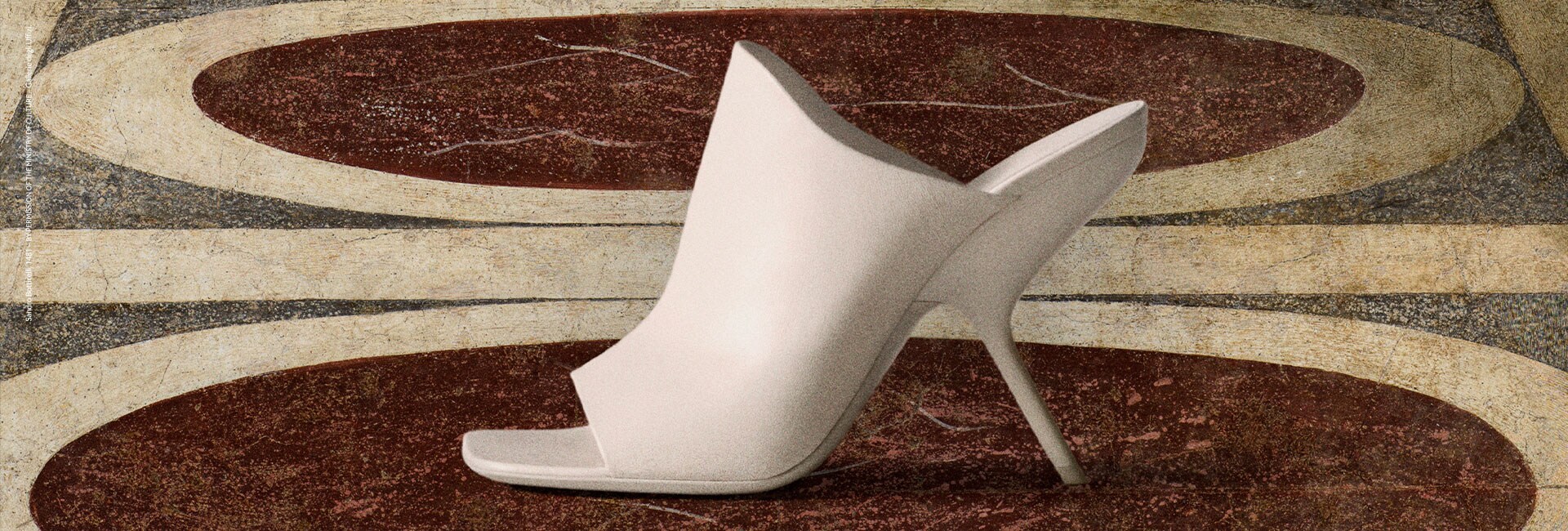 ferragamo female shoes