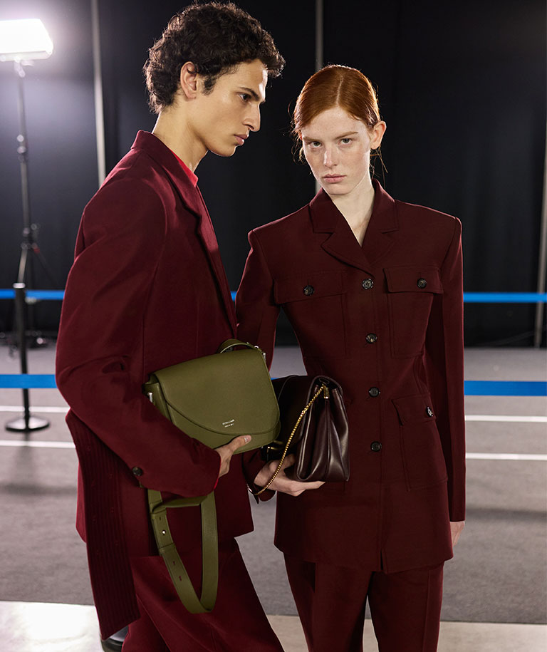 FW24 Show | Ferragamo AU