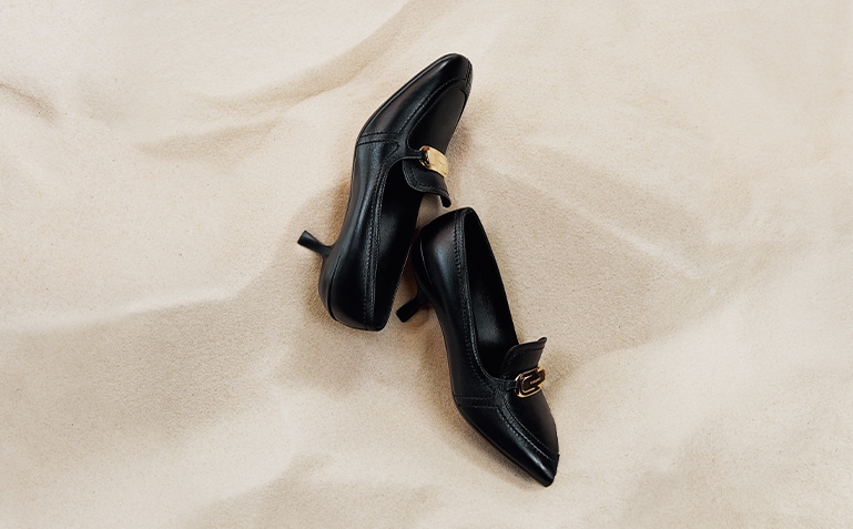 Chaussures Ferragamo Pour Femme - Pointure US 5.5 - Plateforme Verte En Cuir - Occasion
