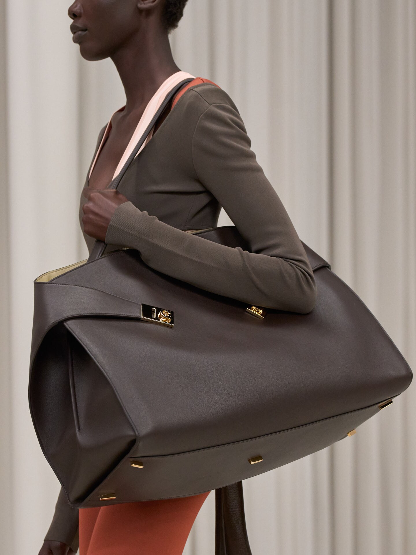 Highlights Spring-Summer 2025 Fashion Show | Ferragamo US