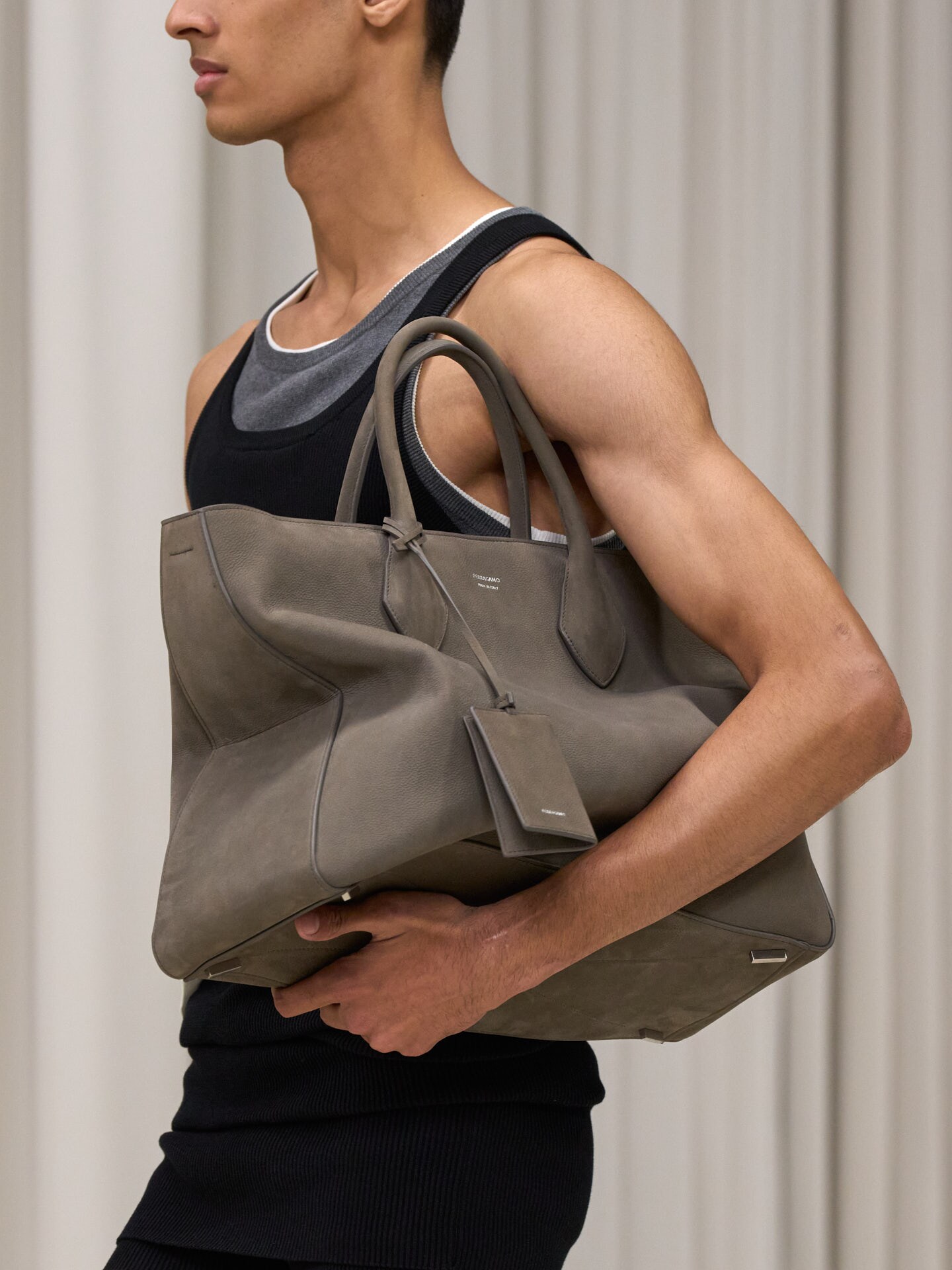 SS25 Show | Ferragamo CA