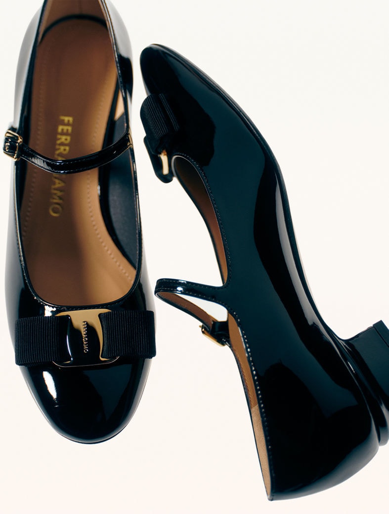 ウィメンズ シューズ｜フェラガモ