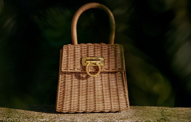 アイコニック トップハンドルバッグ - 新着 - Salvatore Ferragamo JP
