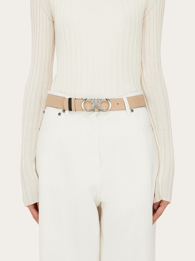 Reversible and adjustable Gancini belt Gallery image 4