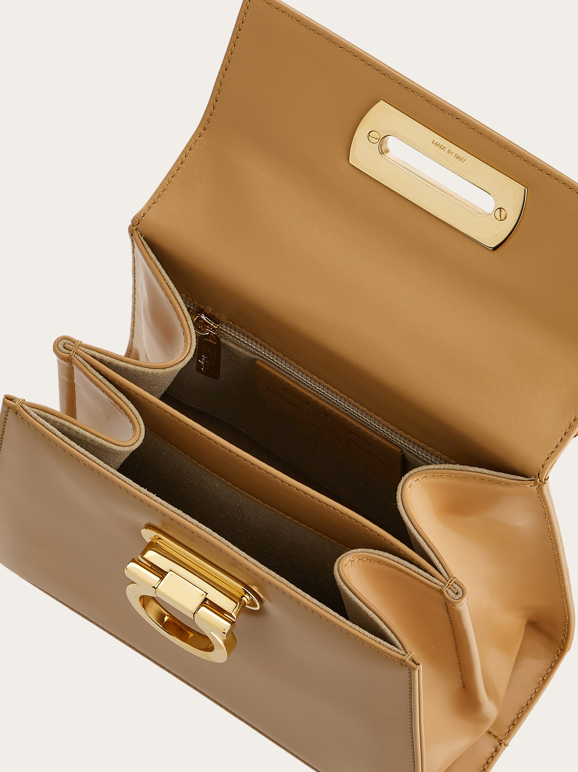 Iconic Top Handle (S) - Women | Ferragamo