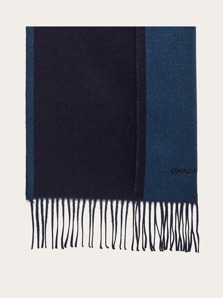 Scarf with fringes Gallery image 5