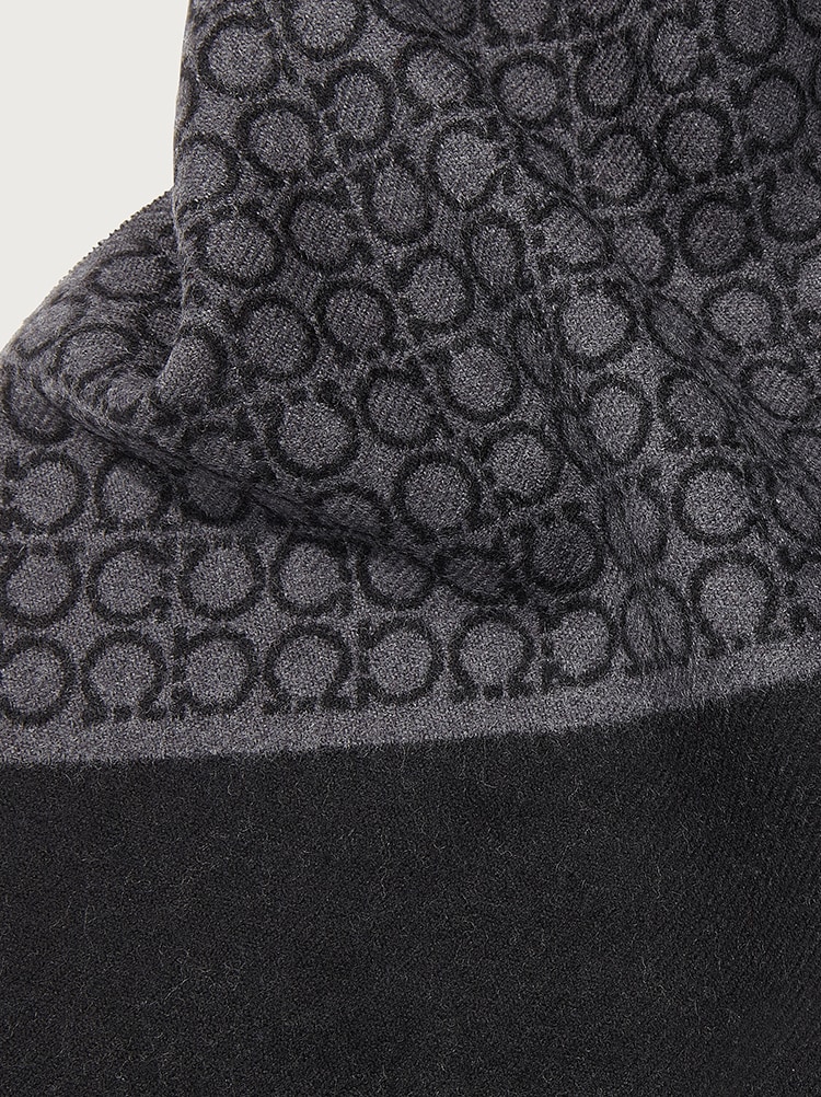 Gancini scarf Gallery image 3
