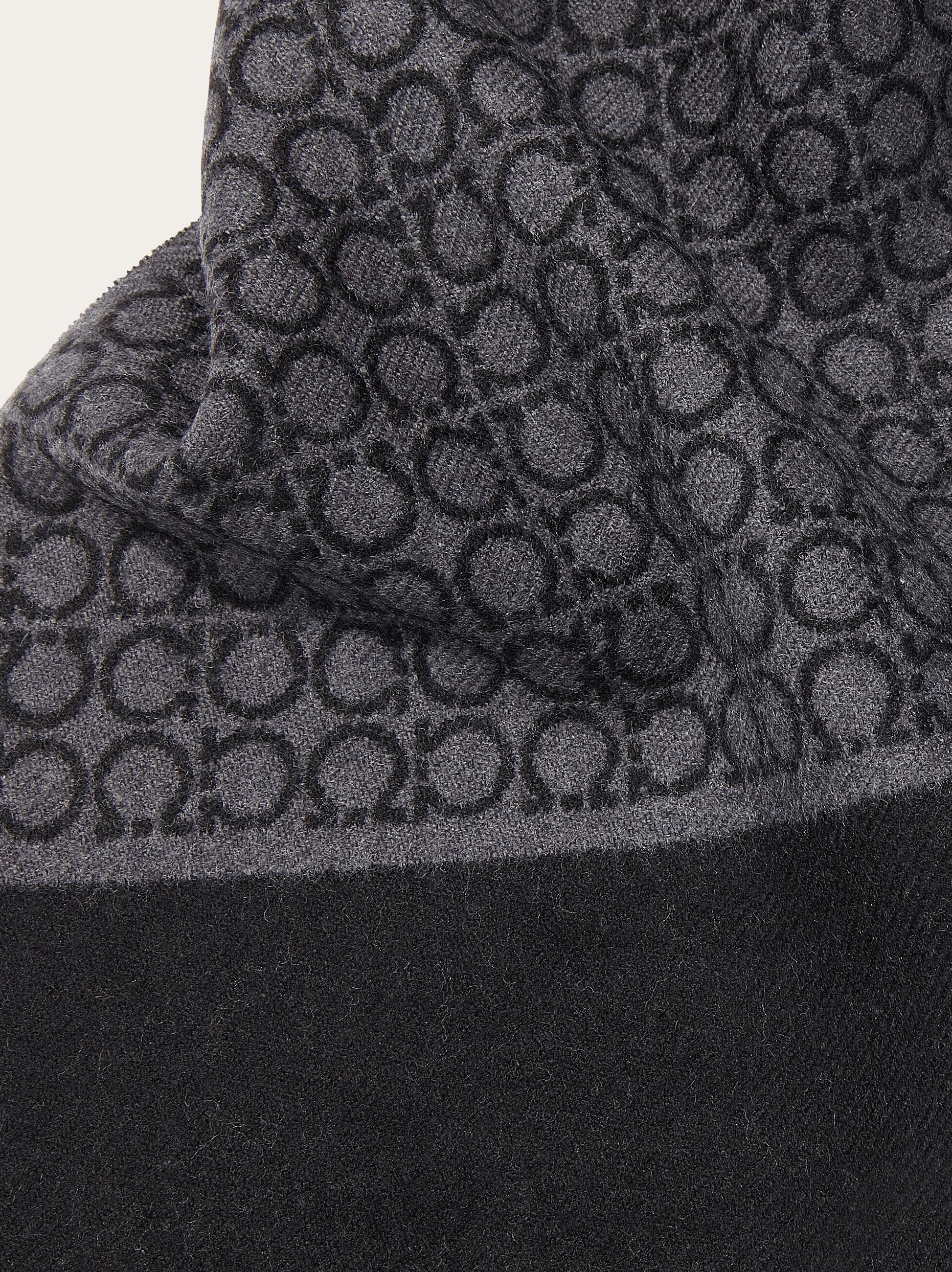 Gancini scarf - Men | Ferragamo