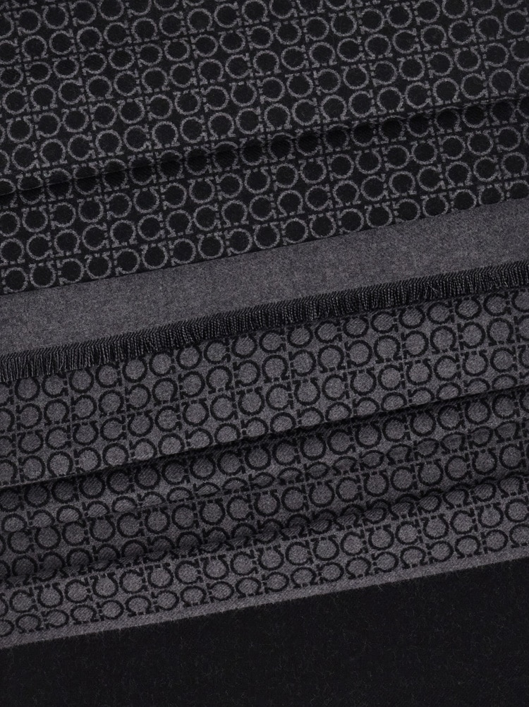 Gancini scarf - Men | Ferragamo