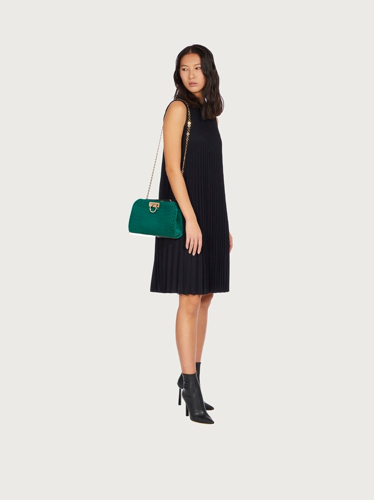 Diana clutch Gallery image 3