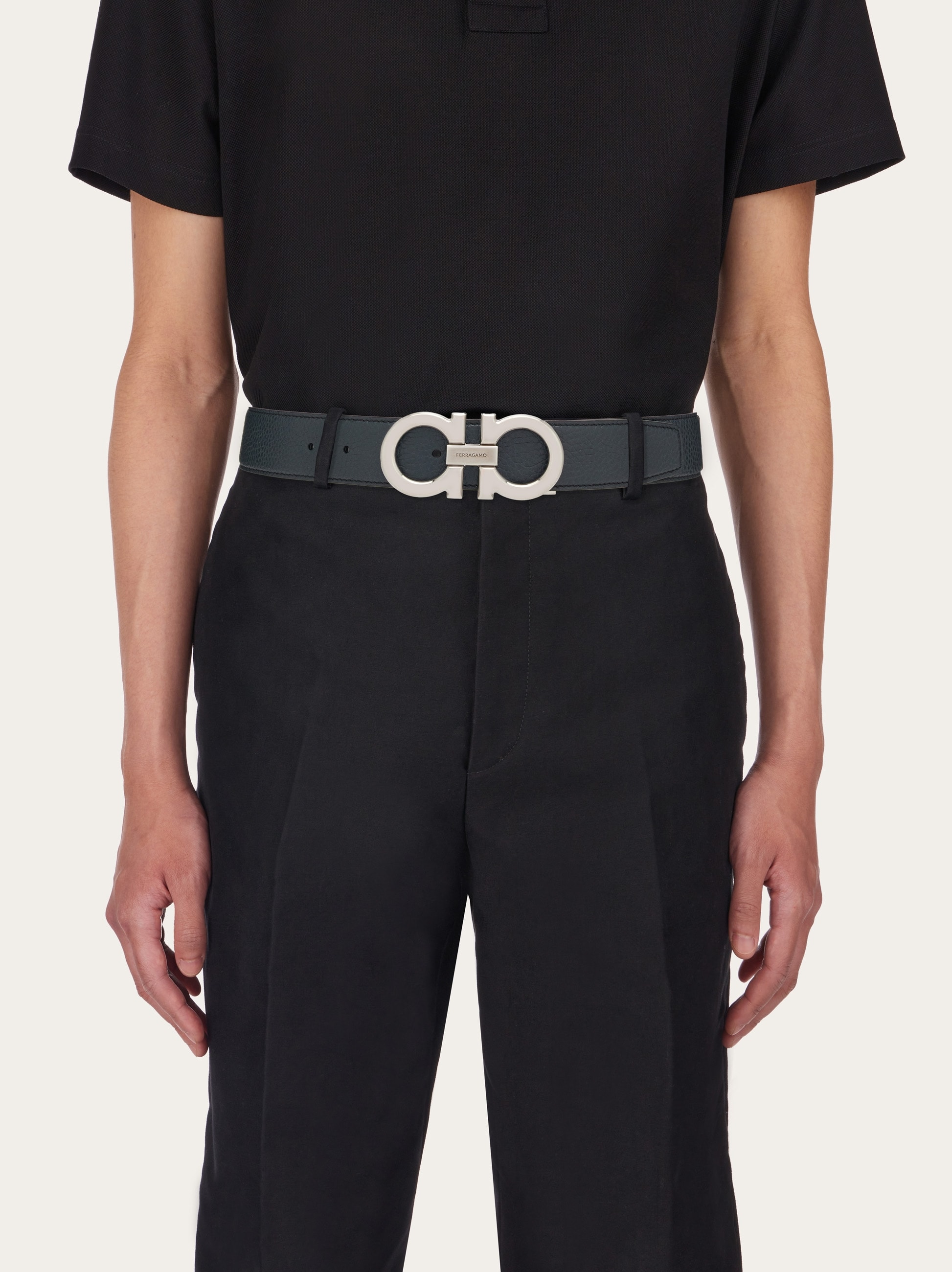 美品Ferragamoフェラガモ ベルト ダブルガンチーニバックル 黒 金 極美