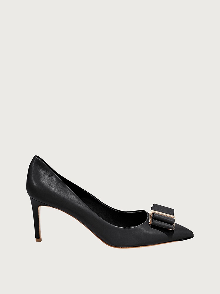ferragamo slingback pumps