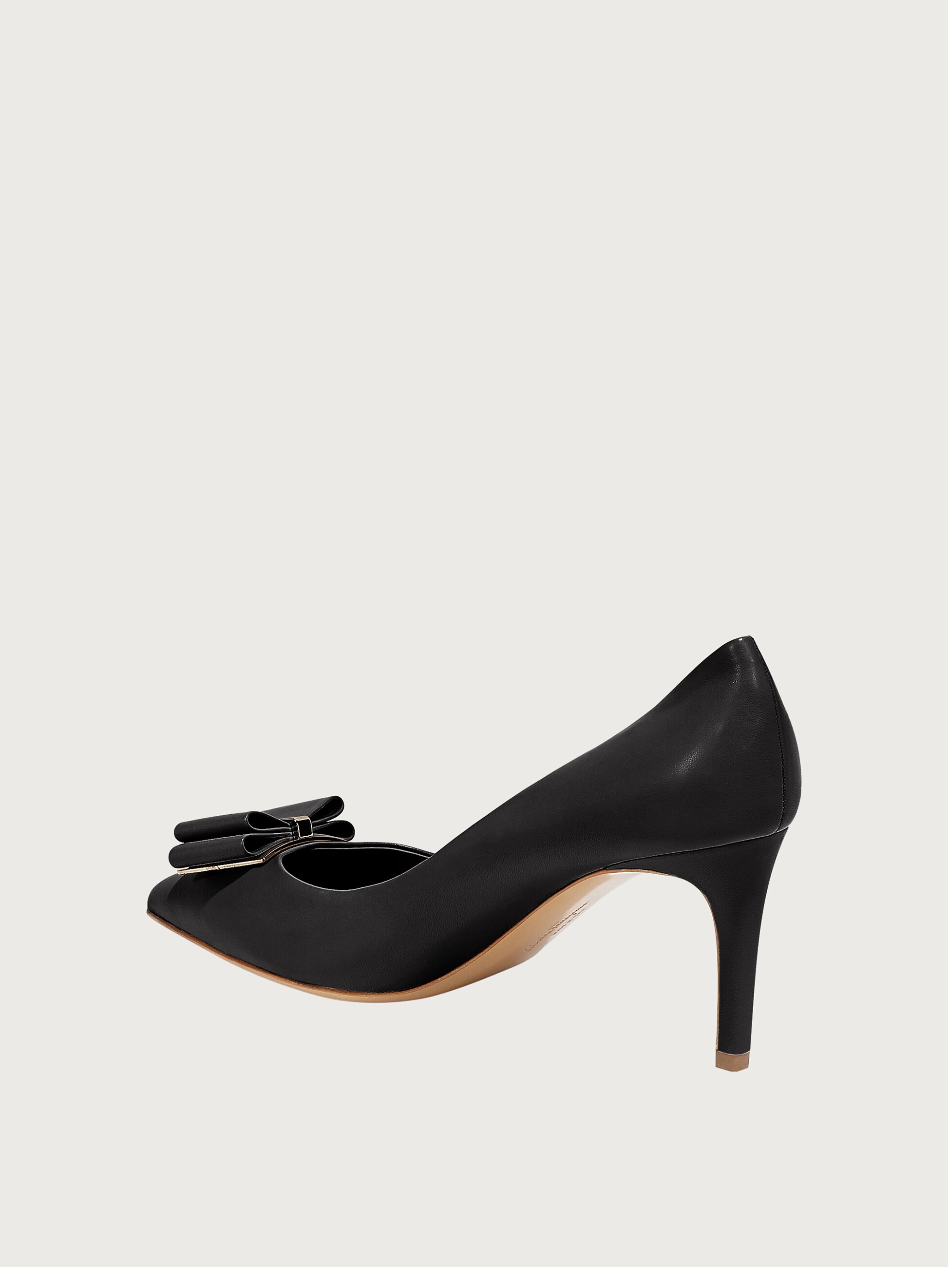 ferragamo bow heels