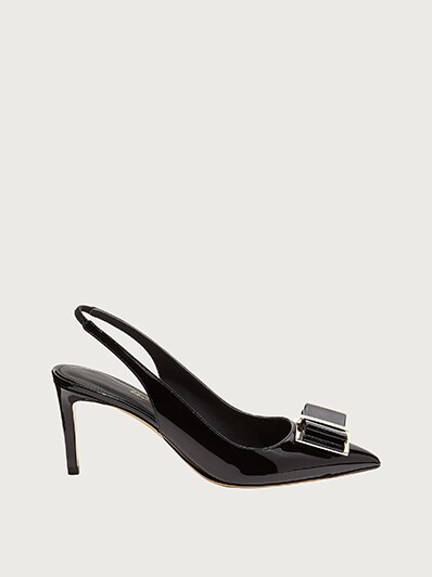 stores that sell narrow width shoes