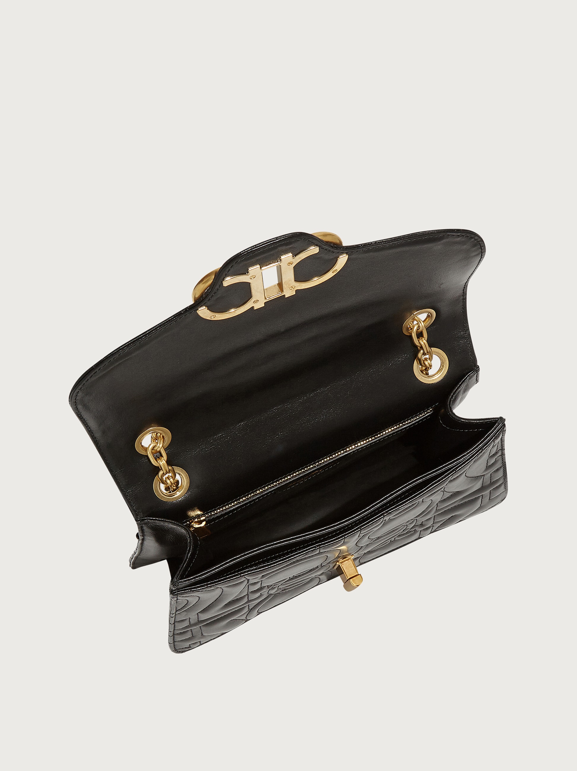 Salvatore Ferragamo◇フラップショルダーバッグ 21H168 720154