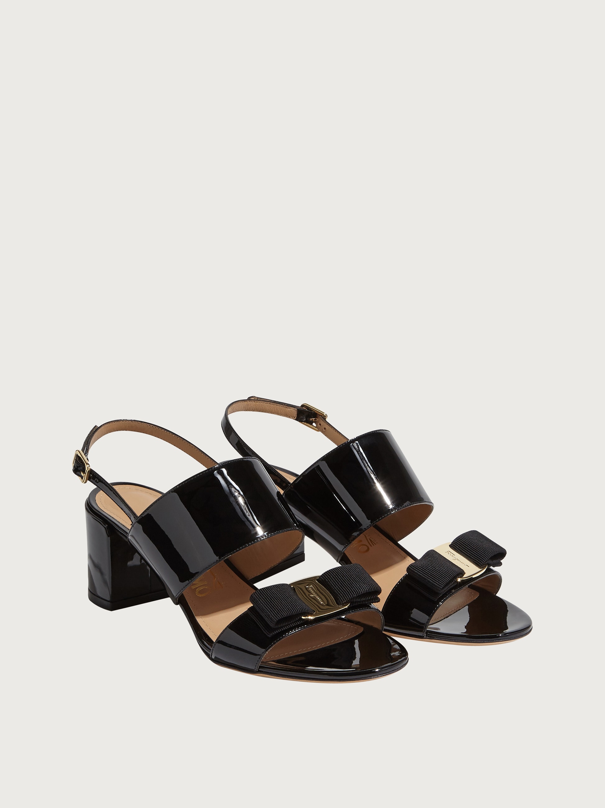 sandal ferragamo