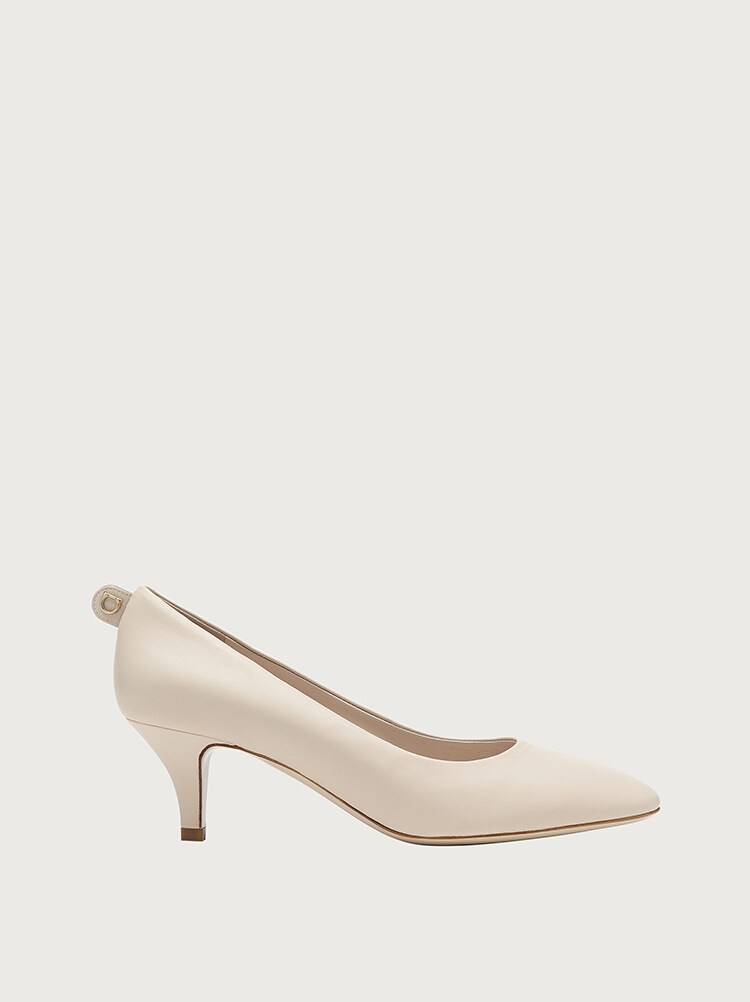 ferragamo gancini pump