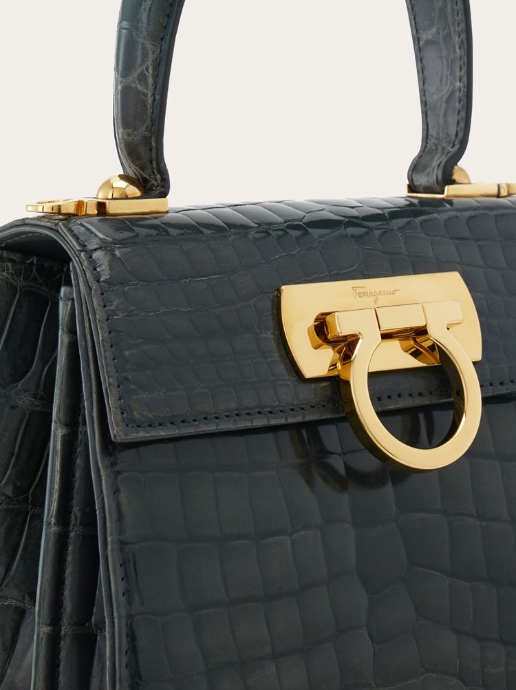 Iconic Top Handle (S) Gallery image 8