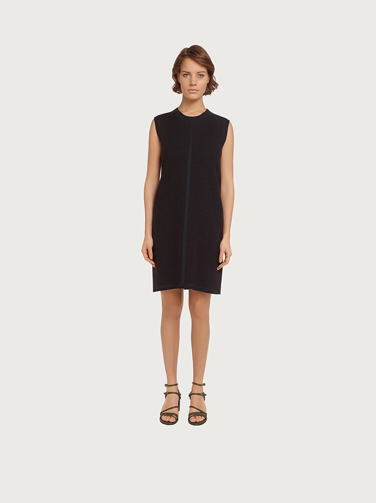 next black knitted dress