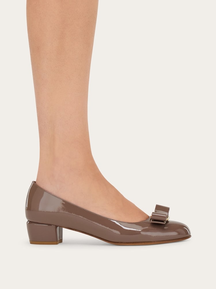 Vara Bow pump shoe - Shoes - Women - Salvatore Ferragamo AU