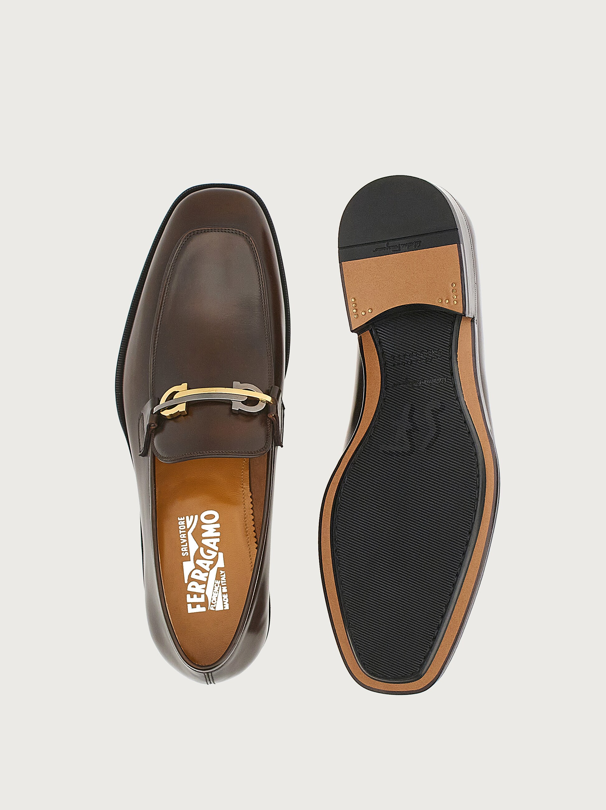 Moccasin with gancini ornament Outlet