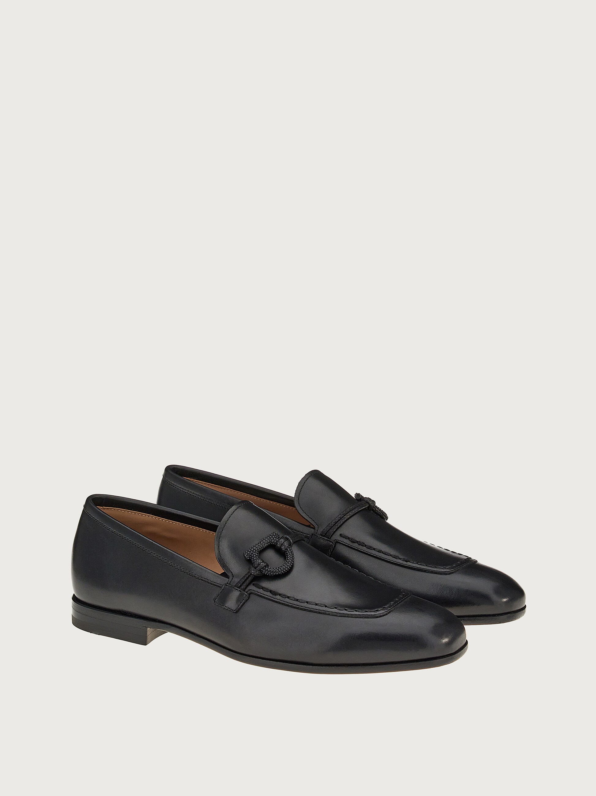 史上最も激安】 Ferragamo:ローファー、モカシン】 #1301【Salvatore ...