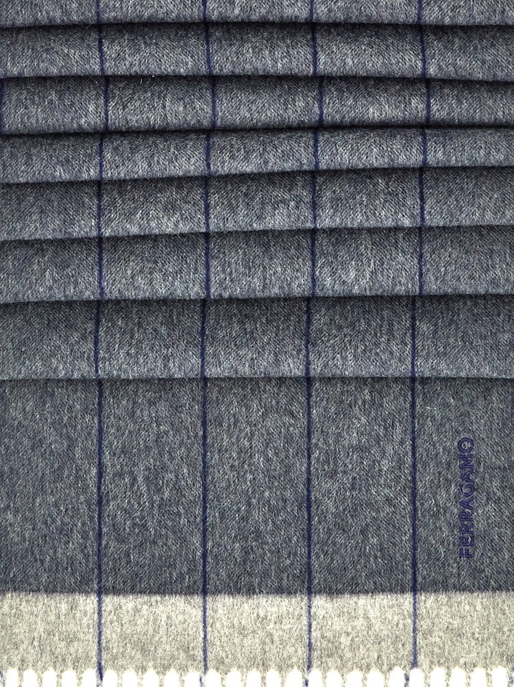 Sciarpa in misto cashmere Gallery image 6