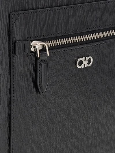 ガンチーニ ショルダーバッグ - メンズ | Ferragamo