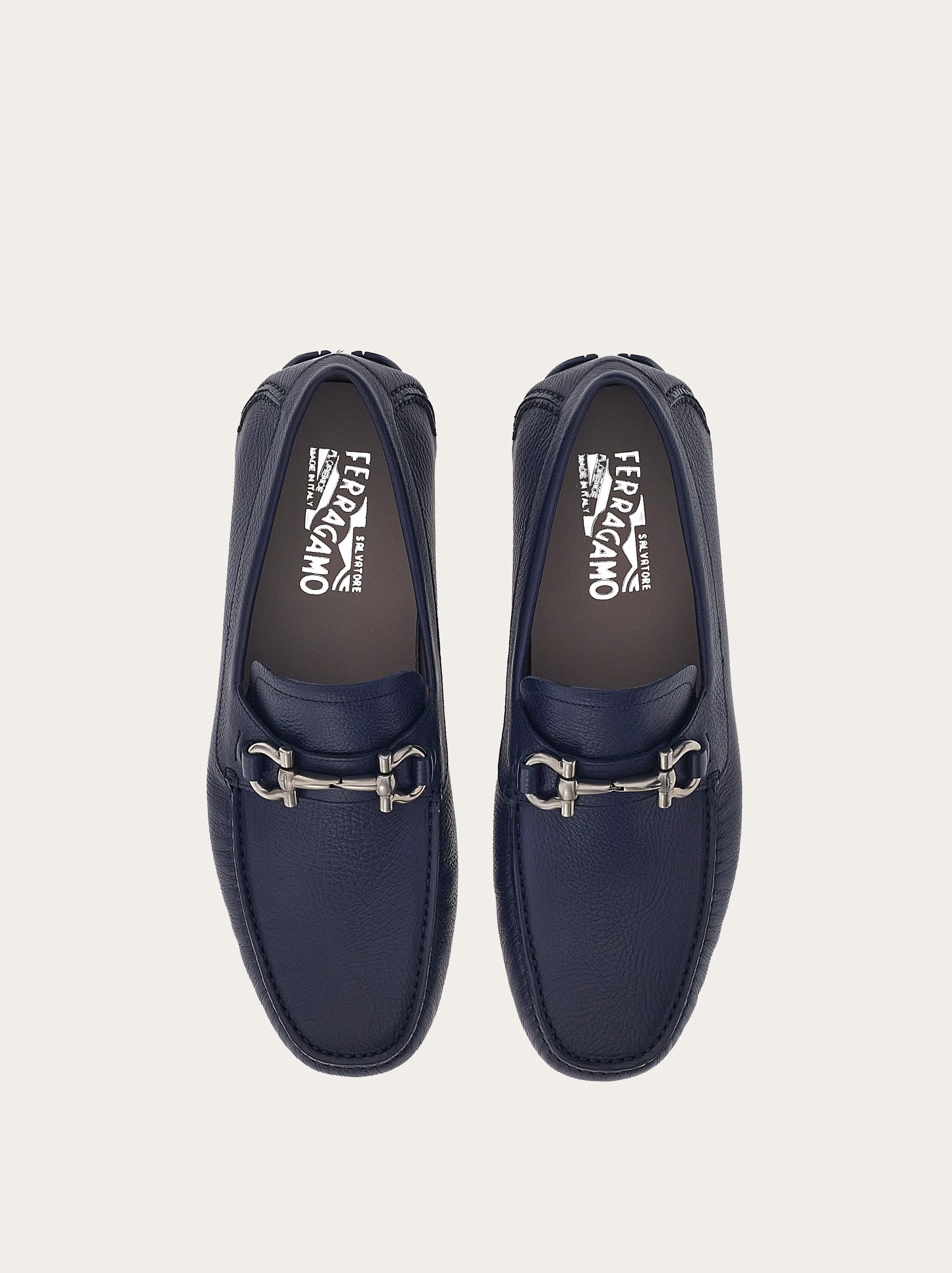 ガンチーニ ドライビングシューズ - メンズ | Ferragamo