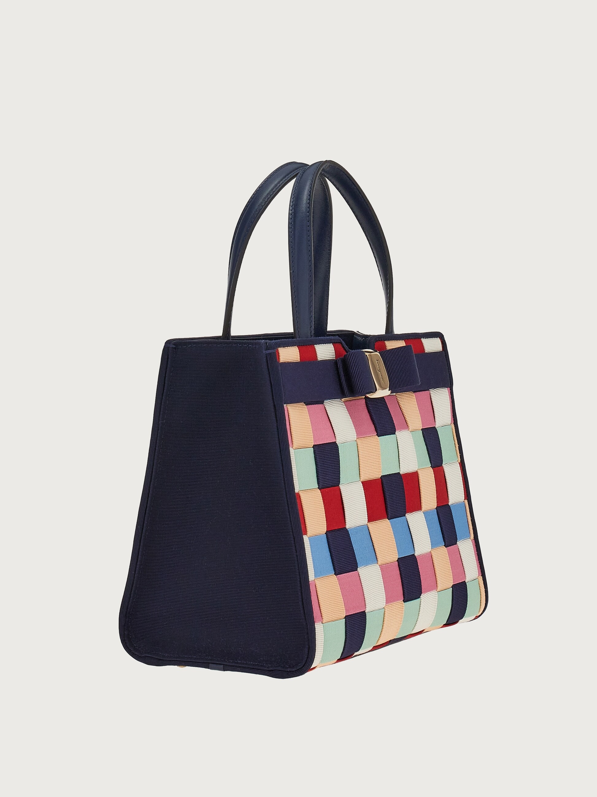 トートバッグ - ハンドバッグ - ウィメンズ - Salvatore Ferragamo JP