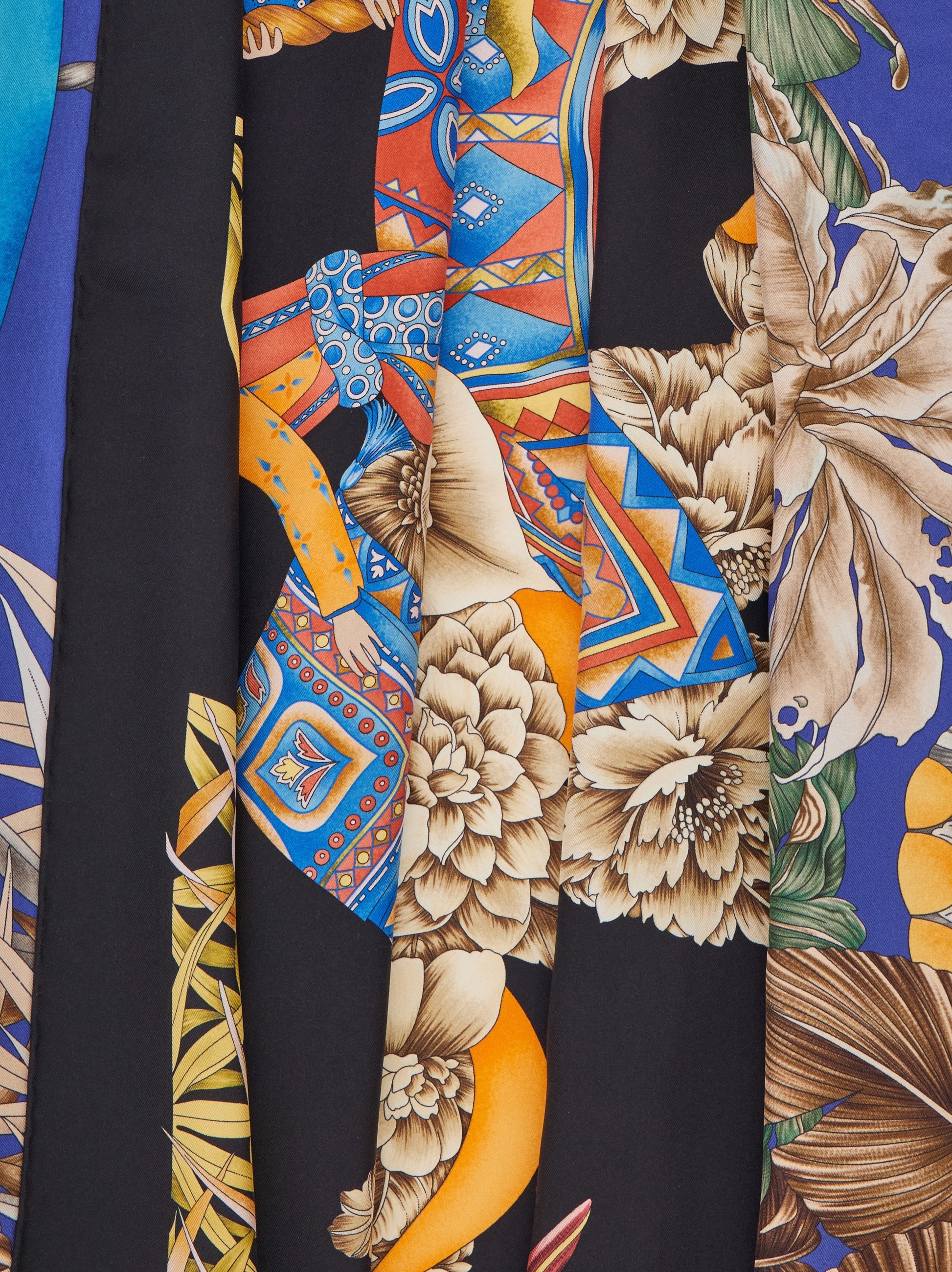 【送料&関税込】Ferragamo Silk Scarf India print silk scarf - Women | Ferragamo