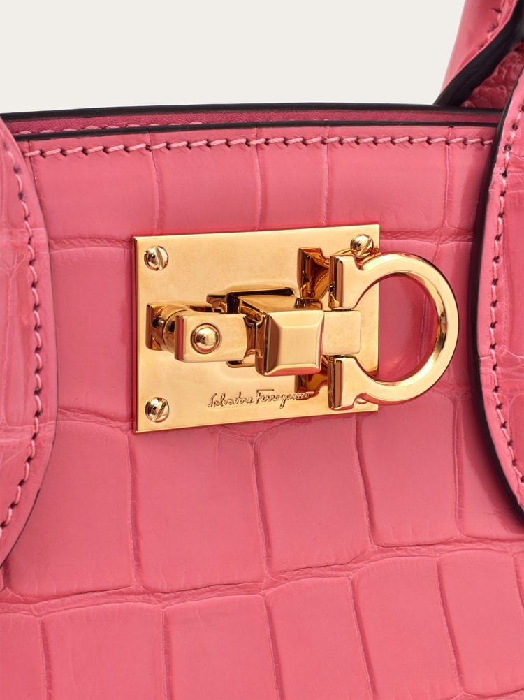 Ferragamo Studio box bag (M) Gallery image 8