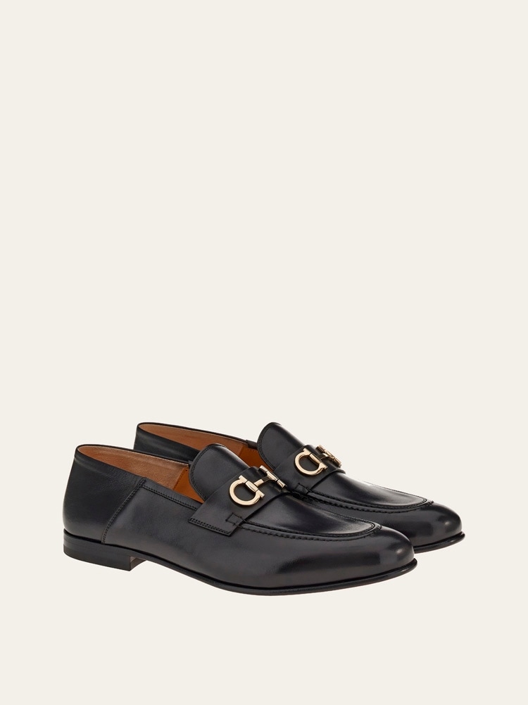 Moccasin mule with Gancini ornament Gallery image 2