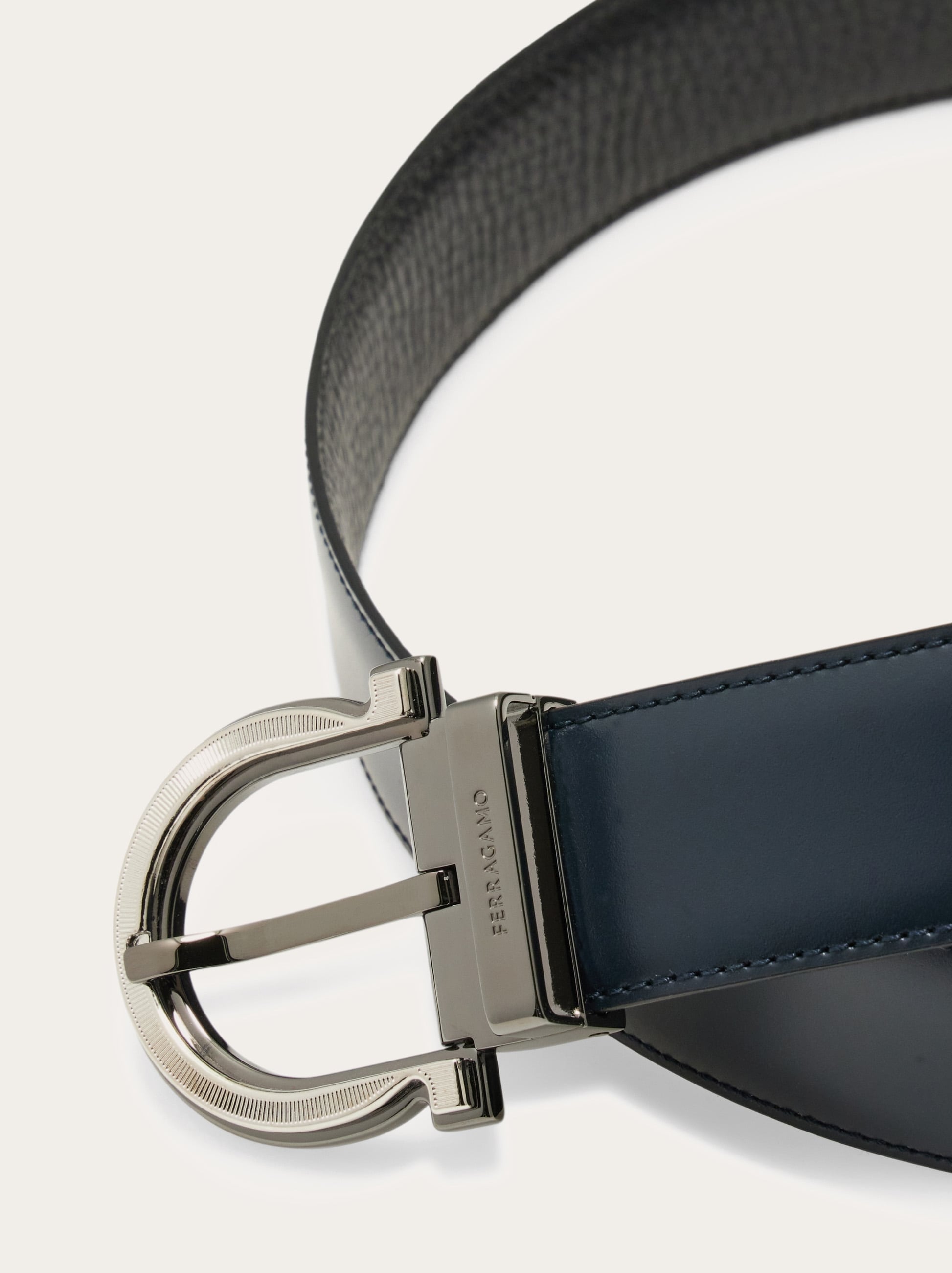 リバーシブルベルト - メンズ | Ferragamo