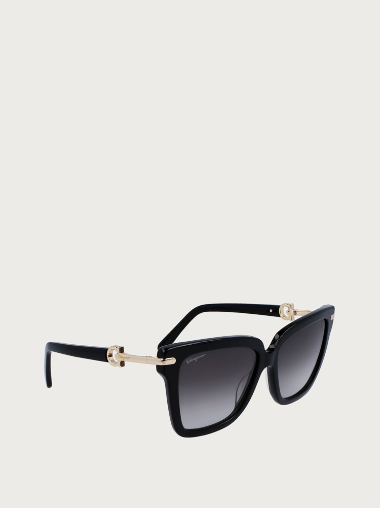 Sunglasses Gallery image 2