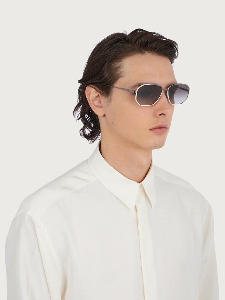 Navigator frame sunglasses Gallery image 3