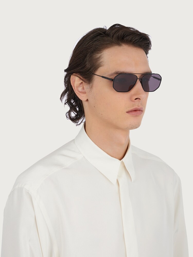 Navigator frame sunglasses Gallery image 3