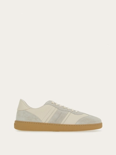Ferragamo メンズ レースアップスニーカー ホワイト/ネイビー レースアップ スニーカー - メンズ | Ferragamo