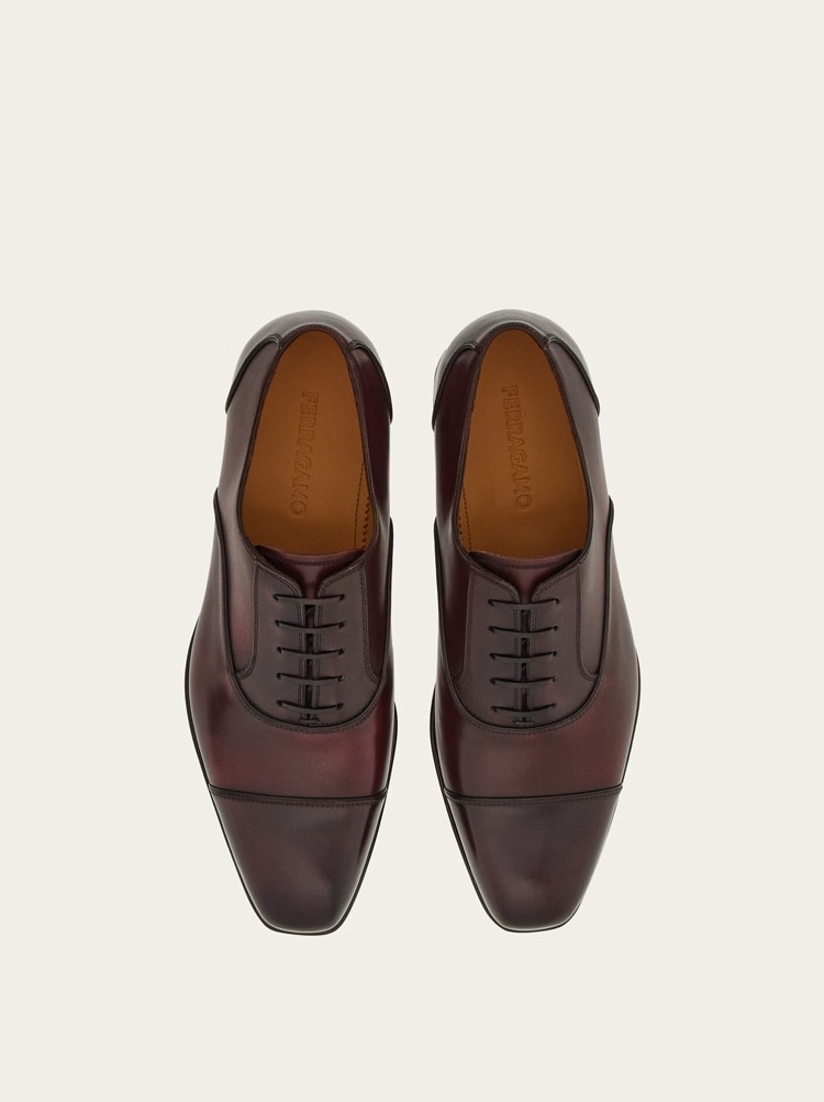 Tramezza Oxford with toe cap - Men | Ferragamo