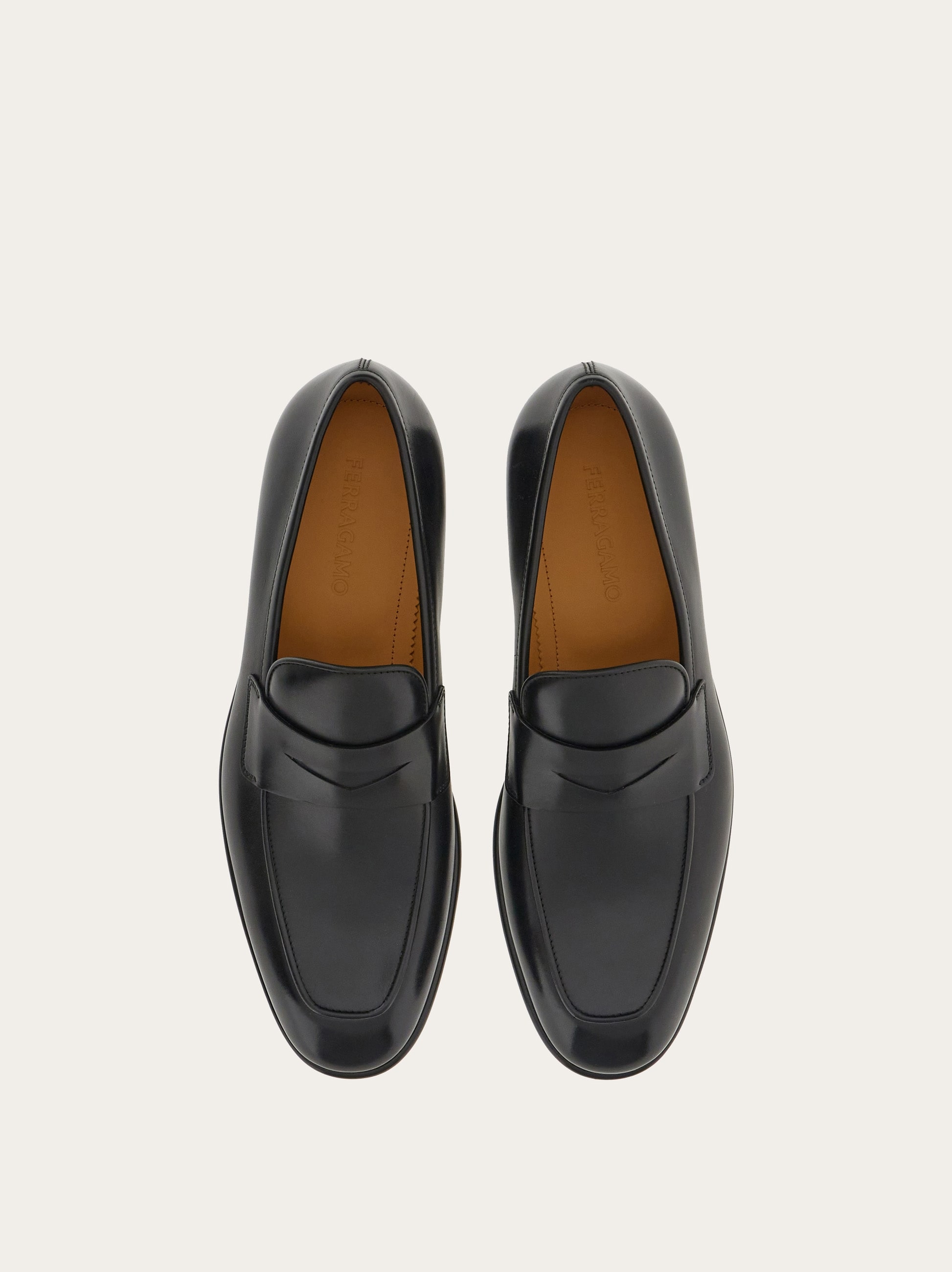 【関税&送料込】Salvatore Ferragamo Black Rubber Lilou Slipp Ferragamo Black Rubber Lilou Slippers | italist