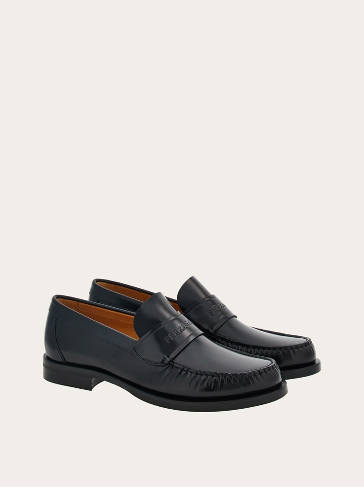 Moccasin with signature Gallery image 2