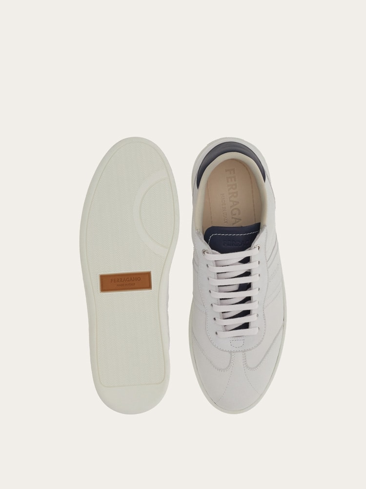 Low top sneaker with signature Gallery image 6