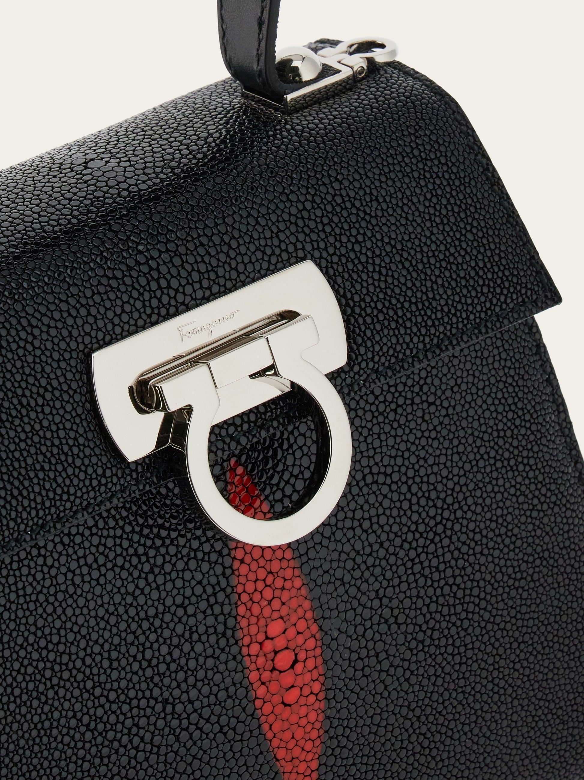 Iconic Top Handle (S) - Women | Ferragamo