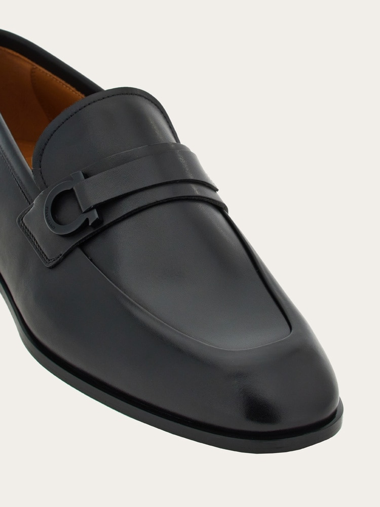 Moccasin with Gancini ornament Gallery image 7